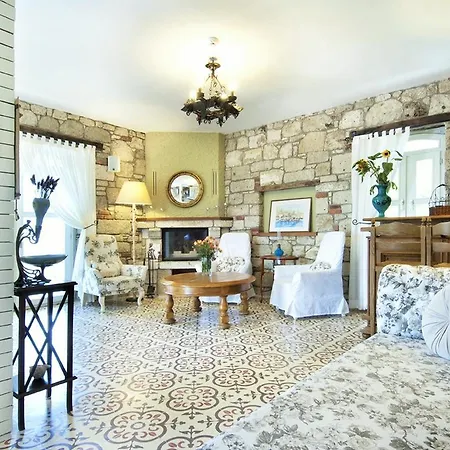 Otello Hotel