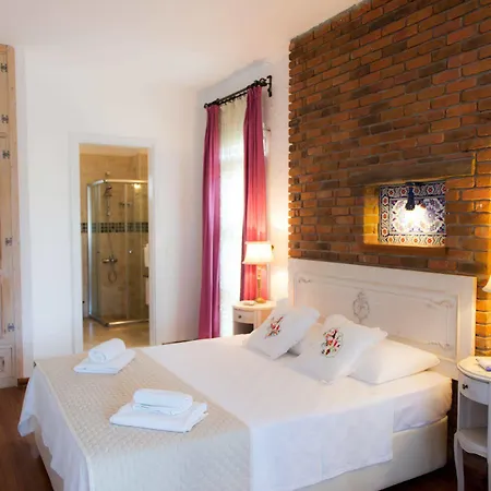 Otello 2* Alacati